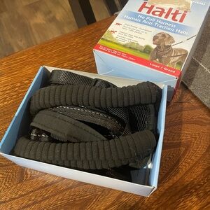 NIB HALT! No Pull Harness-Stop Dog Pulling Adjustable, Lightweight & Easy to Use